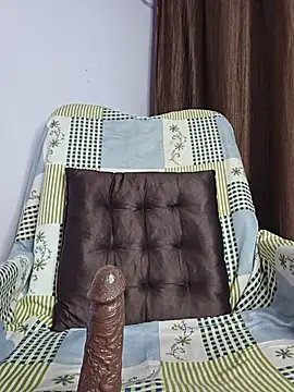 Chatroom XXX en direct de hansika_25