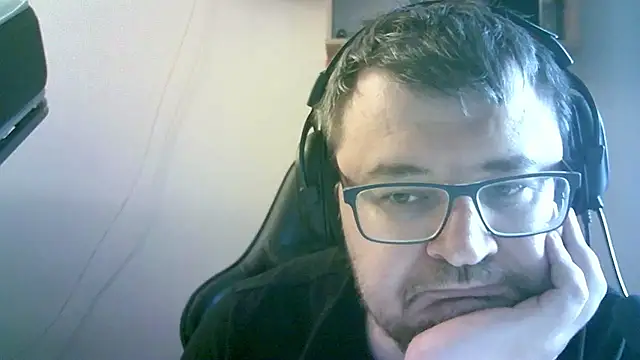 SirAbuser live XXX chat