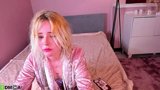 kikipeach Chat XXX live