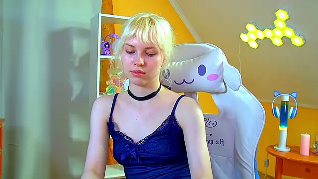 HannahHollis' Live XXX Chat