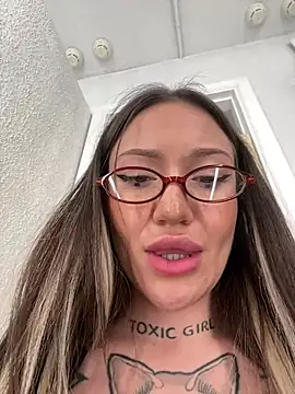 Czat XXX na żywo – SaintSquirt