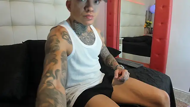 Asthon_Scoth777 live XXX chat