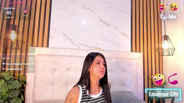 Chatroom XXX en direct de Madyson18