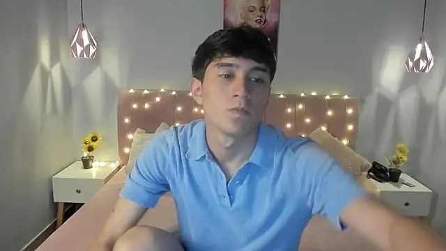 ryan_valentino – Naživo XXX chat