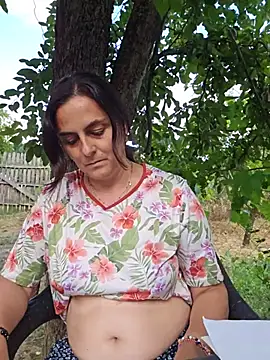 IsabelleCraft Live XXX Chat