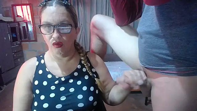 MOTHER_AND_SON09 Live XXX-chat