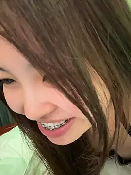 Czat XXX na żywo – Jenny156cm