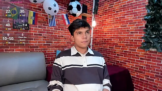 Thiago_Kozak Chat XXX in diretta