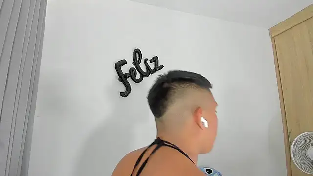 Austin_Bitch Live XXX-Chat