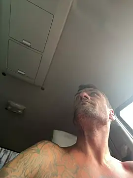 Chatroom XXX en direct de klownman1