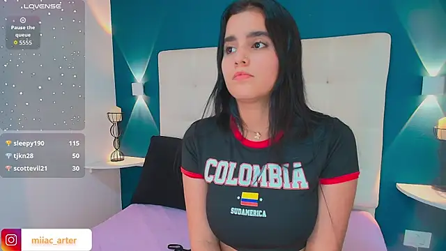 MiaaCarter_ Chat XXX in diretta
