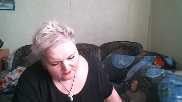 Lana555: онлайн-секс-чат