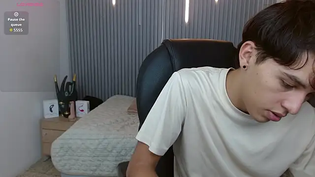 StiwenTwink Live XXX-Chat