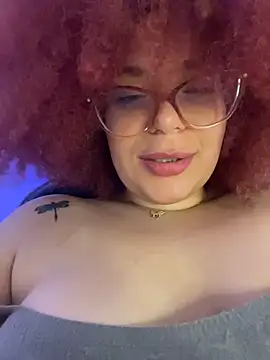 دردشة Leyah__ الجنسية المباشرة