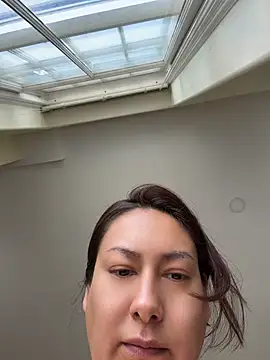 צ'אט XXX בשידור חי של IAmScarlettLove