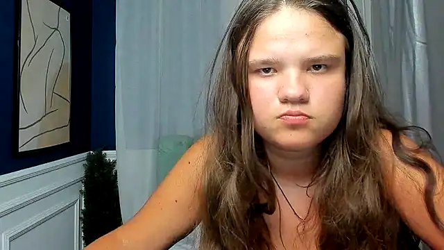 Chat +18 de AdeleCruz ao vivo