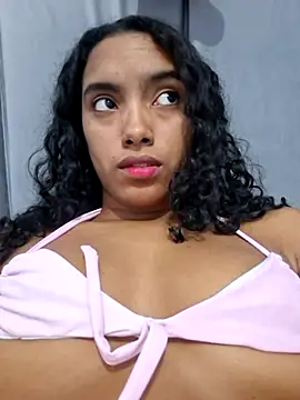 Cataleya_ja Adlı Modelin Canlı XXX Sohbeti