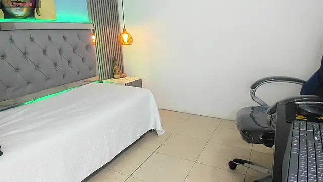 SamBlack_n Live XXX chat