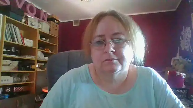 Iwenne's Live XXX Chat