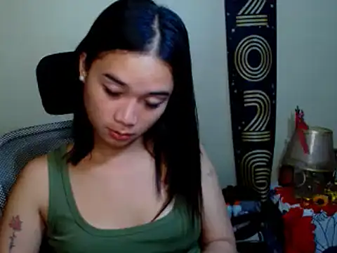 Chat +18 de ShinningEthene ao vivo