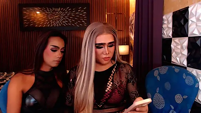 Chat +18 de MariaSofiaLoveTS ao vivo