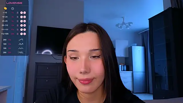 Kaia_Sunshine_Mia 现场XXX聊天