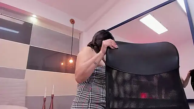 Zara_Jackson Chat XXX in diretta