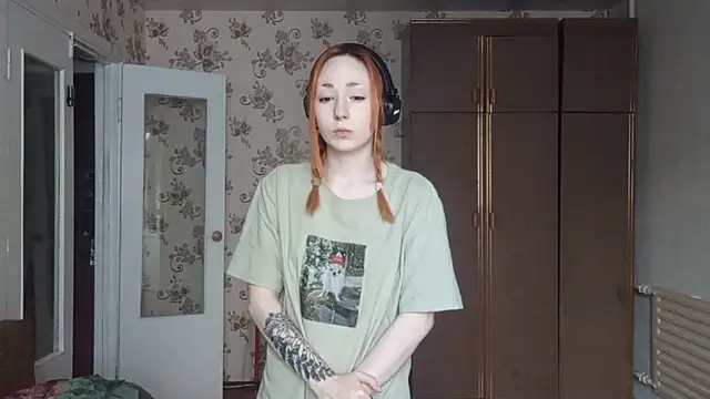 YaniraHeneisen: онлайн-секс-чат