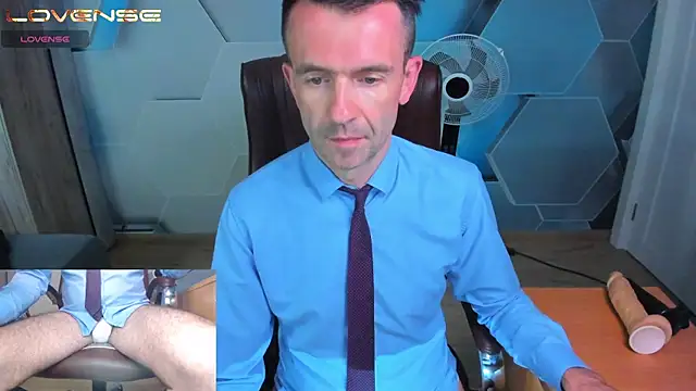 SteveTiger Live XXX Chat