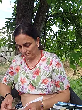 IsabelleCraft's Live XXX Chat