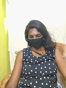 Honey_rosetamil's Live XXX Chat