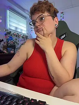 CurvesNChaos' Live XXX Chat