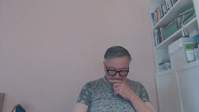 YOU6me's Live XXX Chat