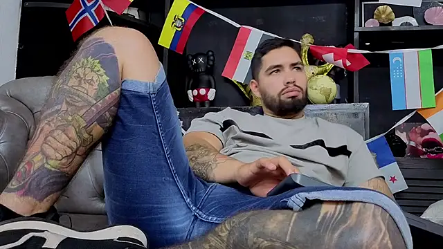 Chatroom XXX en direct de matteosantos