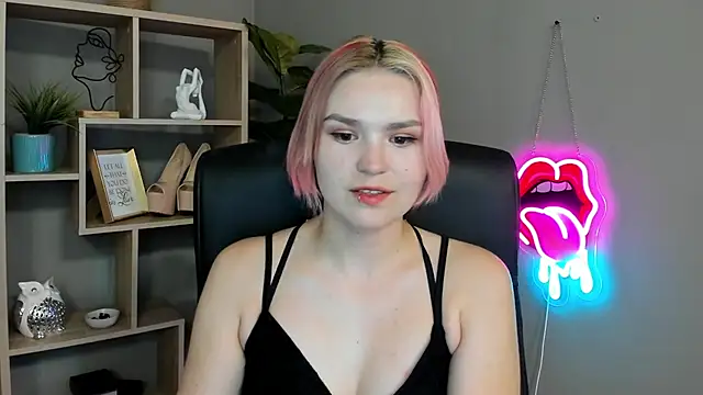 SweetLilyxo: онлайн-секс-чат