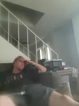 yourMasterisBored's Live XXX Chat