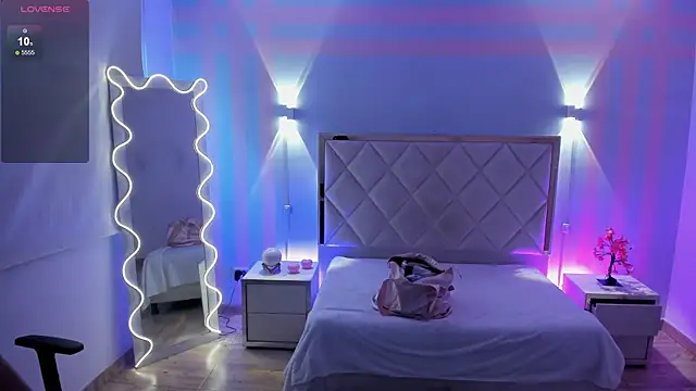 Czat XXX na żywo – Rosalind_tay
