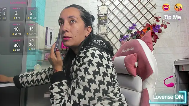 SALOME_KORLAND 라이브 XXX 채팅