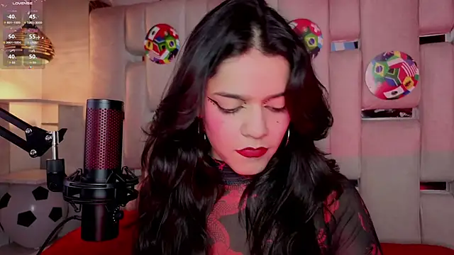 ValerieKay_'s Live XXX Chat