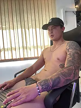 Chat +18 de Alexander_ferre ao vivo