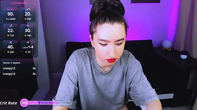 Lily_xBabe: онлайн-секс-чат