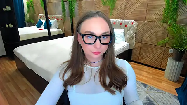 TrueReincarnation Live XXX Chat