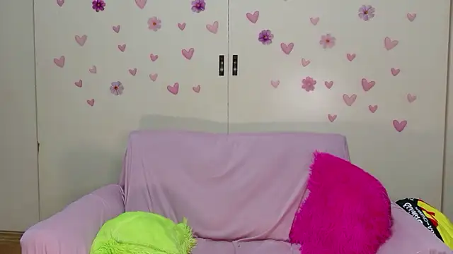 Chat +18 de nana_desu ao vivo
