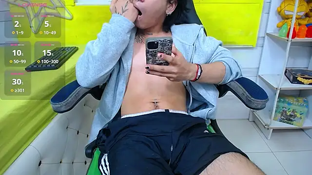 alex_477 লাইভ XXX চ্যাট