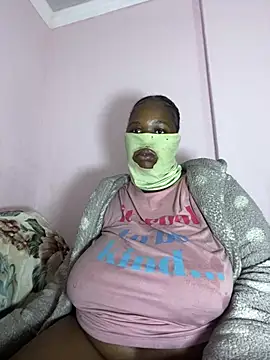 MaskedBootyLicious28: онлайн-секс-чат
