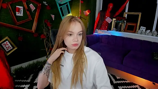 دردشة AmyNox الجنسية المباشرة