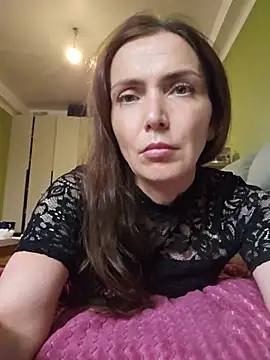 IrenaFreymane's Live XXX Chat