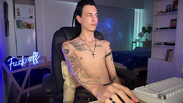Den_BlueXx Adlı Modelin Canlı XXX Sohbeti