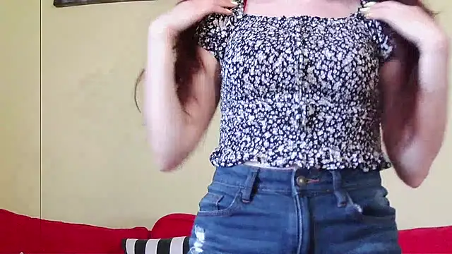EmilyHotAngel live XXX chat
