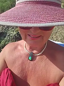 Czat XXX na żywo – Hot-Muci